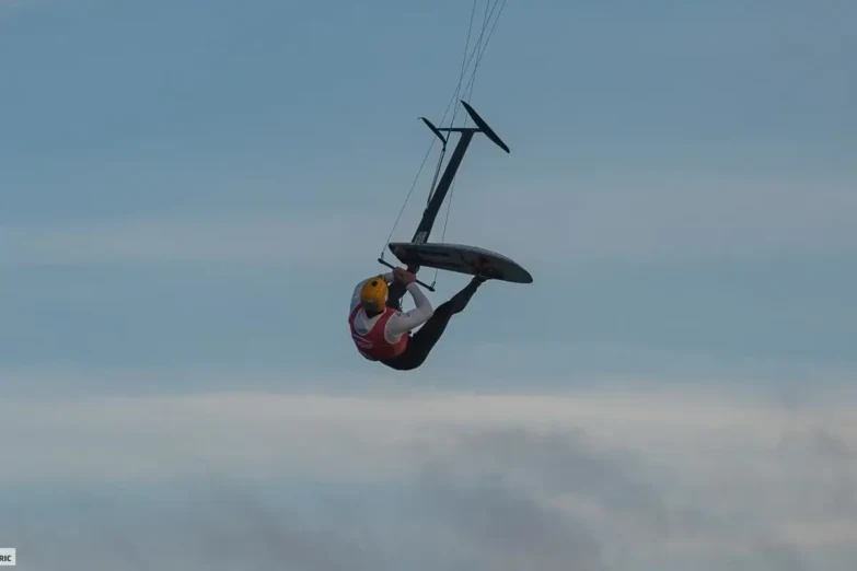 Mathéo Coguiec vice champion de France kitefoil